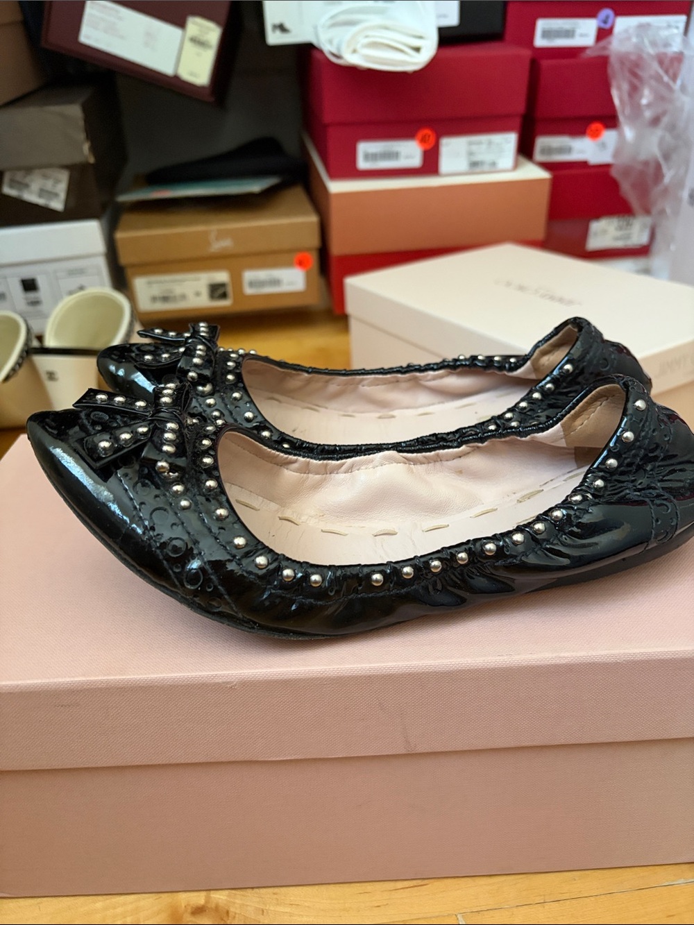 Miu Miu Black Patent Studded Bow Pointed Ballet Flats SIZE 37 - Picture 2 of 7